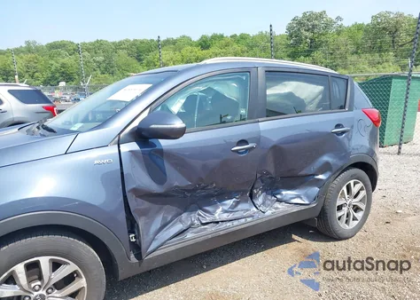 2015 Kia Sportage Lx z USA, uszkodzony, nr VIN KNDPBCAC1F7776981